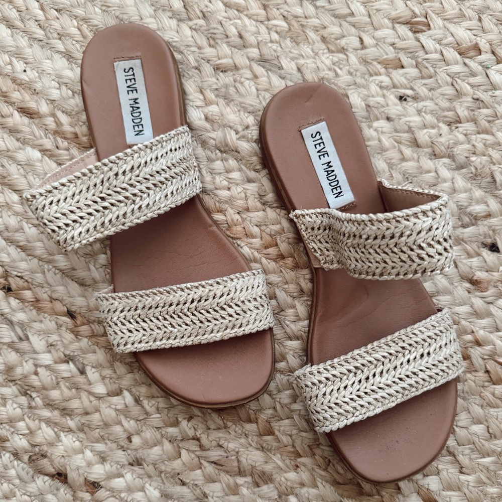 Steve Madden Raffia dual strap sandal